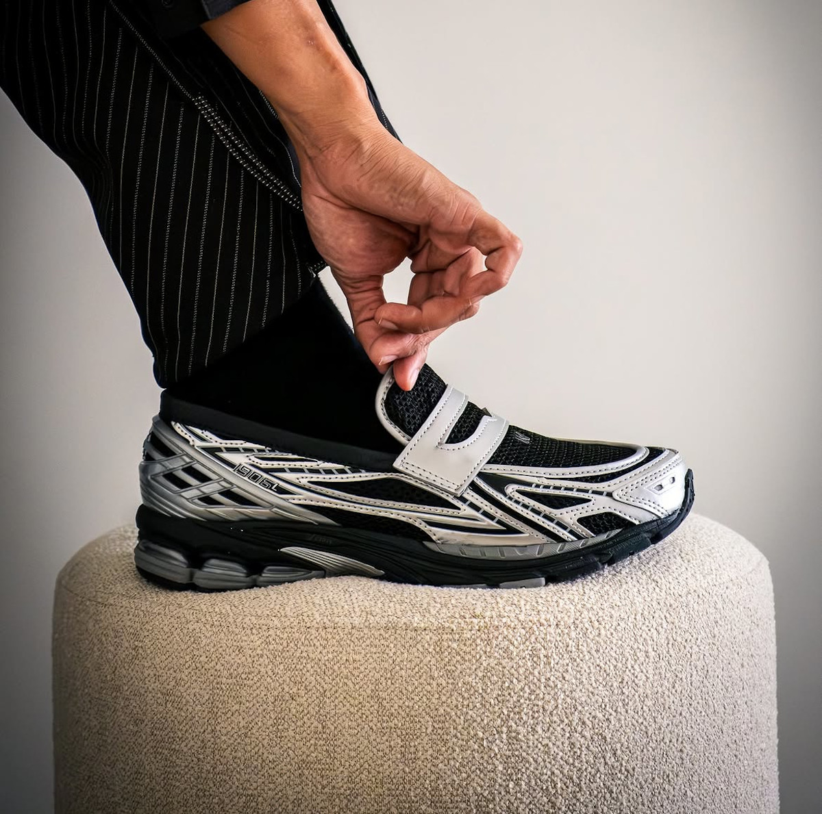 New Balance 1906L Black Metallic Silver (3)