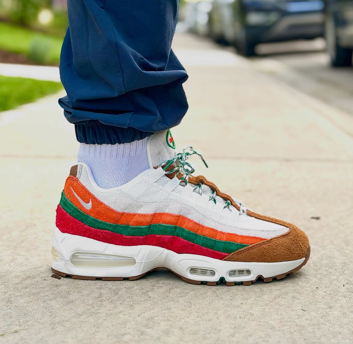 Nike Air Max 95 blanche marron verte et orange IR1944-102 (1)