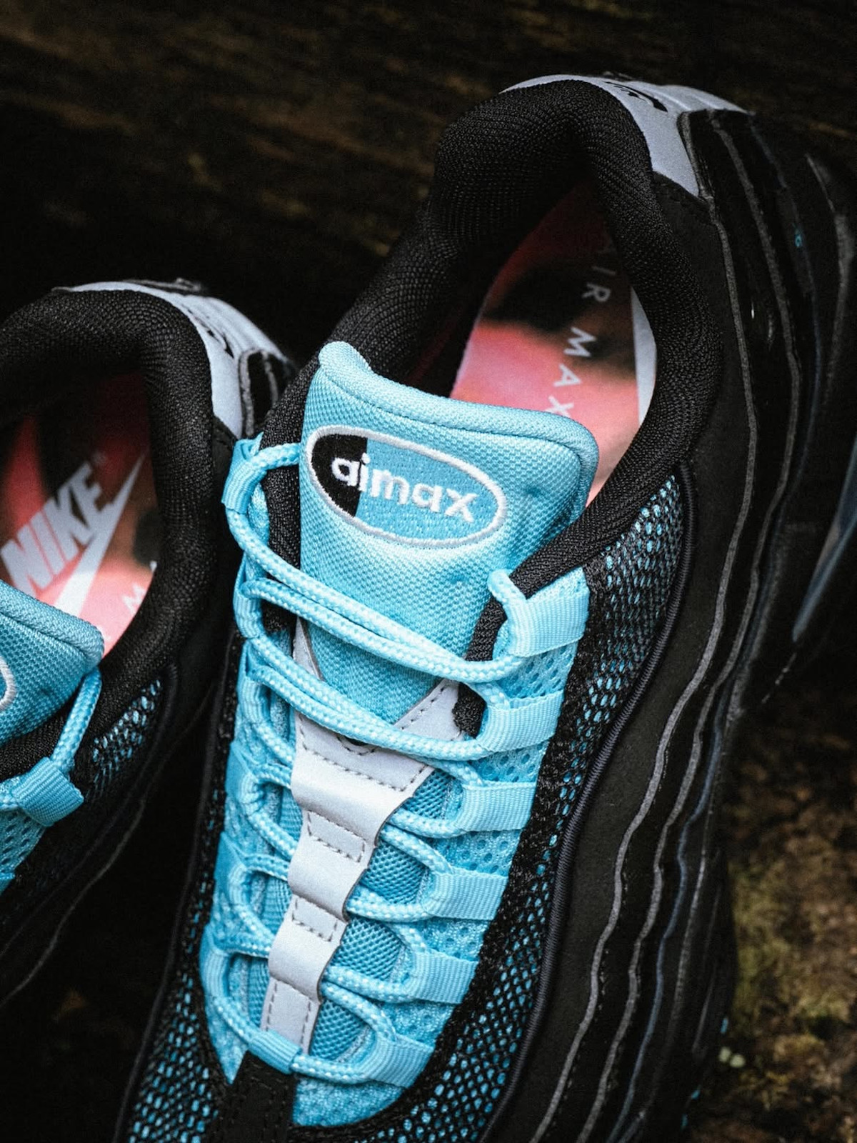 Nike Air Max 95 noire et bleu turquoise IM4691-001 (1)