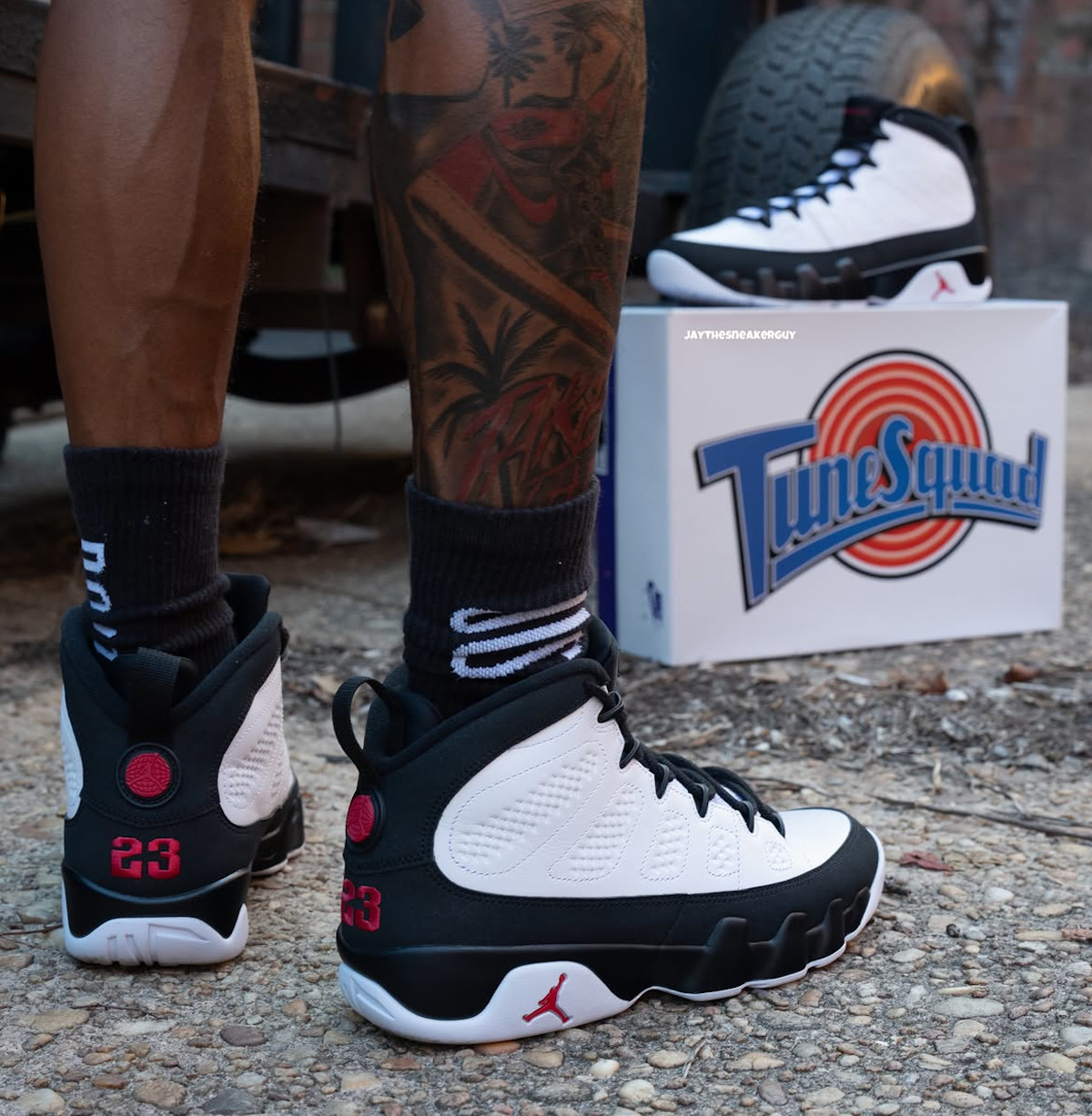 Air Jordan 9 White Black True Red (2)