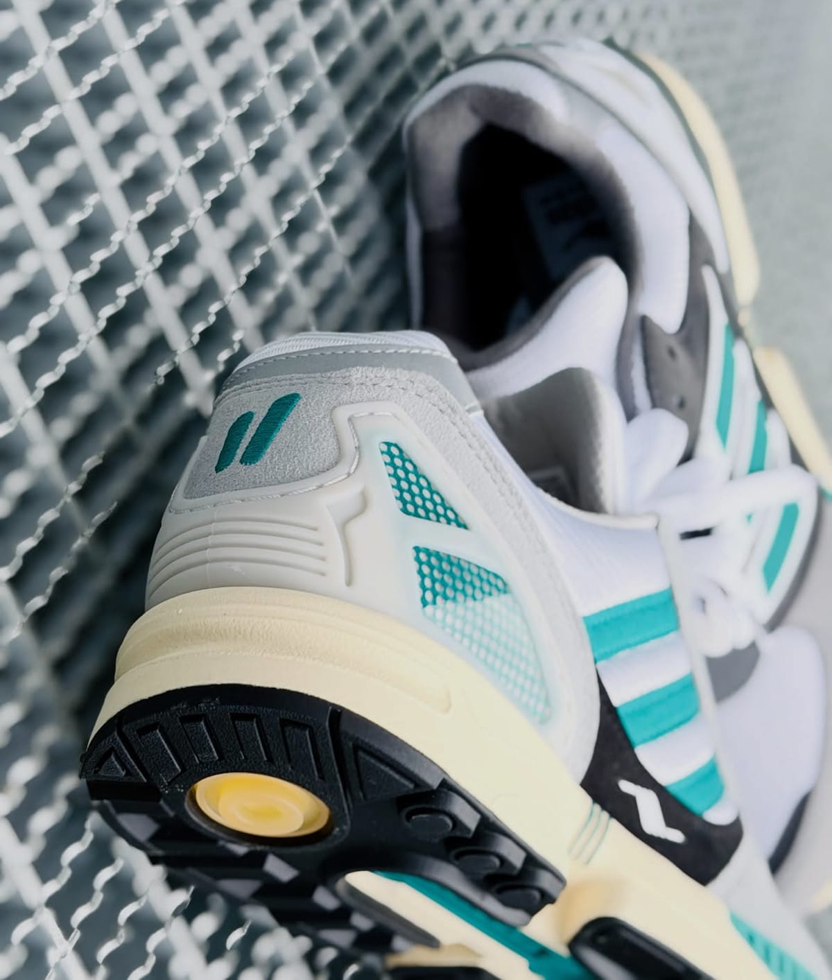 Overkill x adidas ZX 8000 The Missing Link (1)
