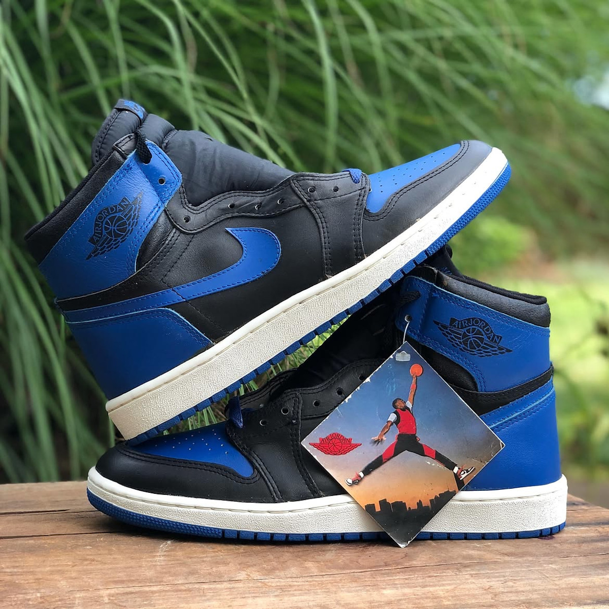 Air Jordan 1 noire et bleue des années 80 (2)
