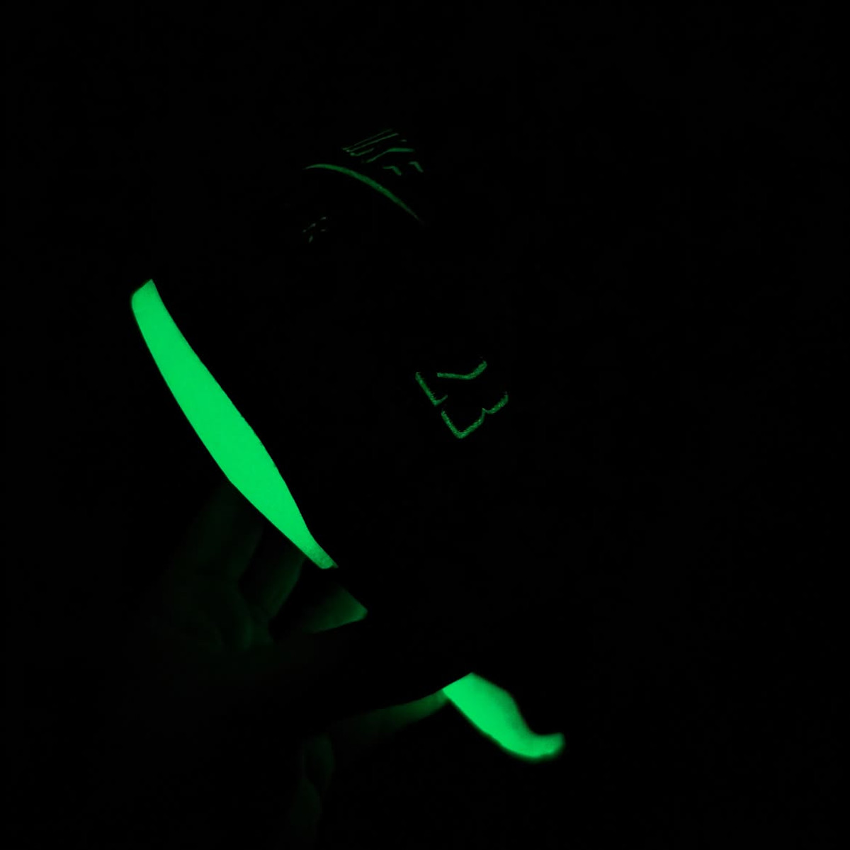 Air Jordan 5 qui brille dans le noir HQ7978-001