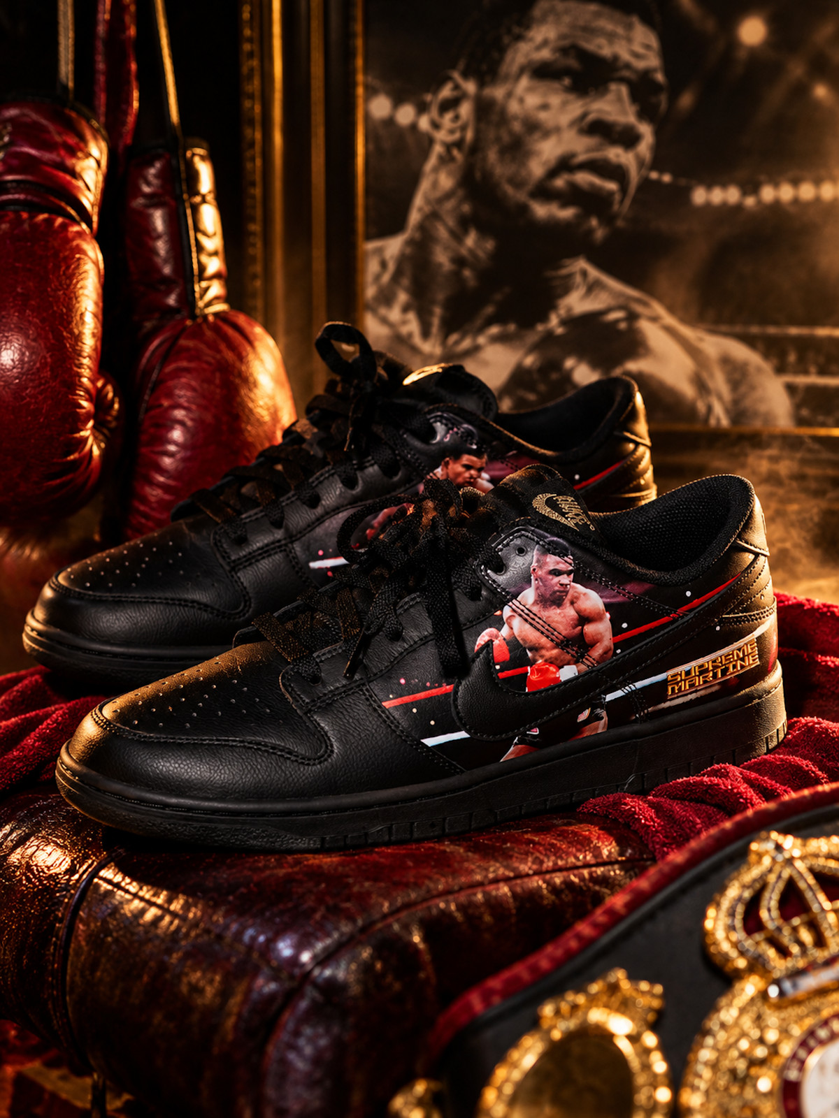 Nike Dunk Low noire photo Mike Tyson JA1868-001