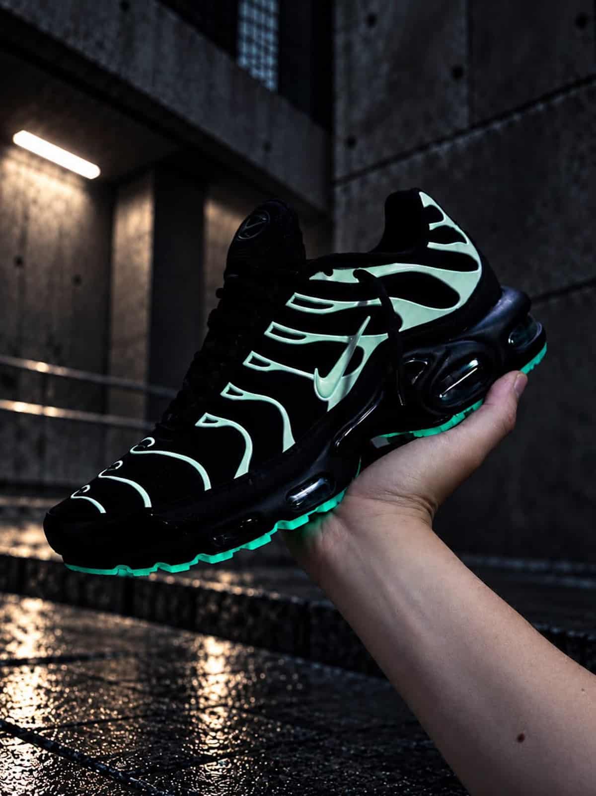 Nike TN qui brille dans le noir DD4004-001